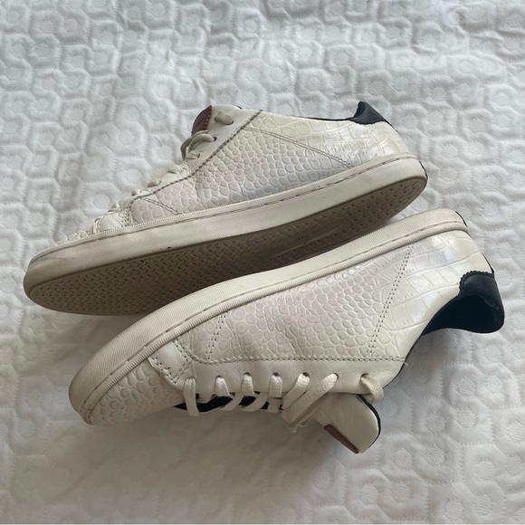 Cole Haan Women’s Size 8 B Mindi Lace-up Sneaker In Ivry Ebsed Snakeskin Design - Picture 5 of 10